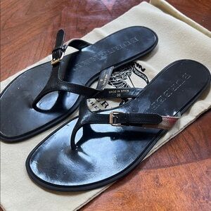 Burberry Black Leather Thong Sandals